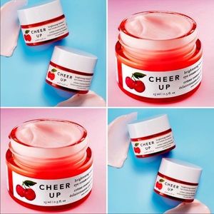 🍒Farmacy Cheer Up Brightening Vitamin C Eye Cream